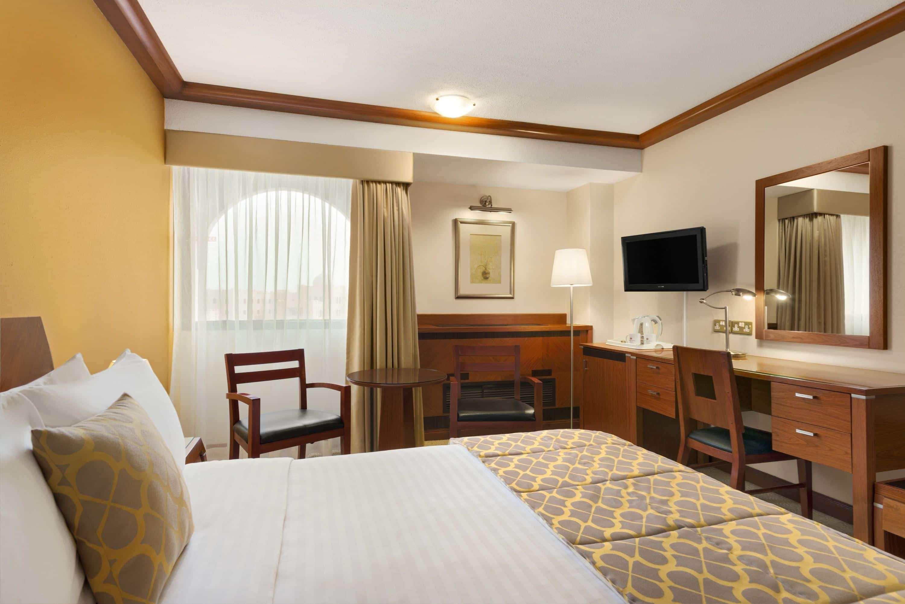 Ramada By Wyndham Bahrain Hotel Manama Exterior foto