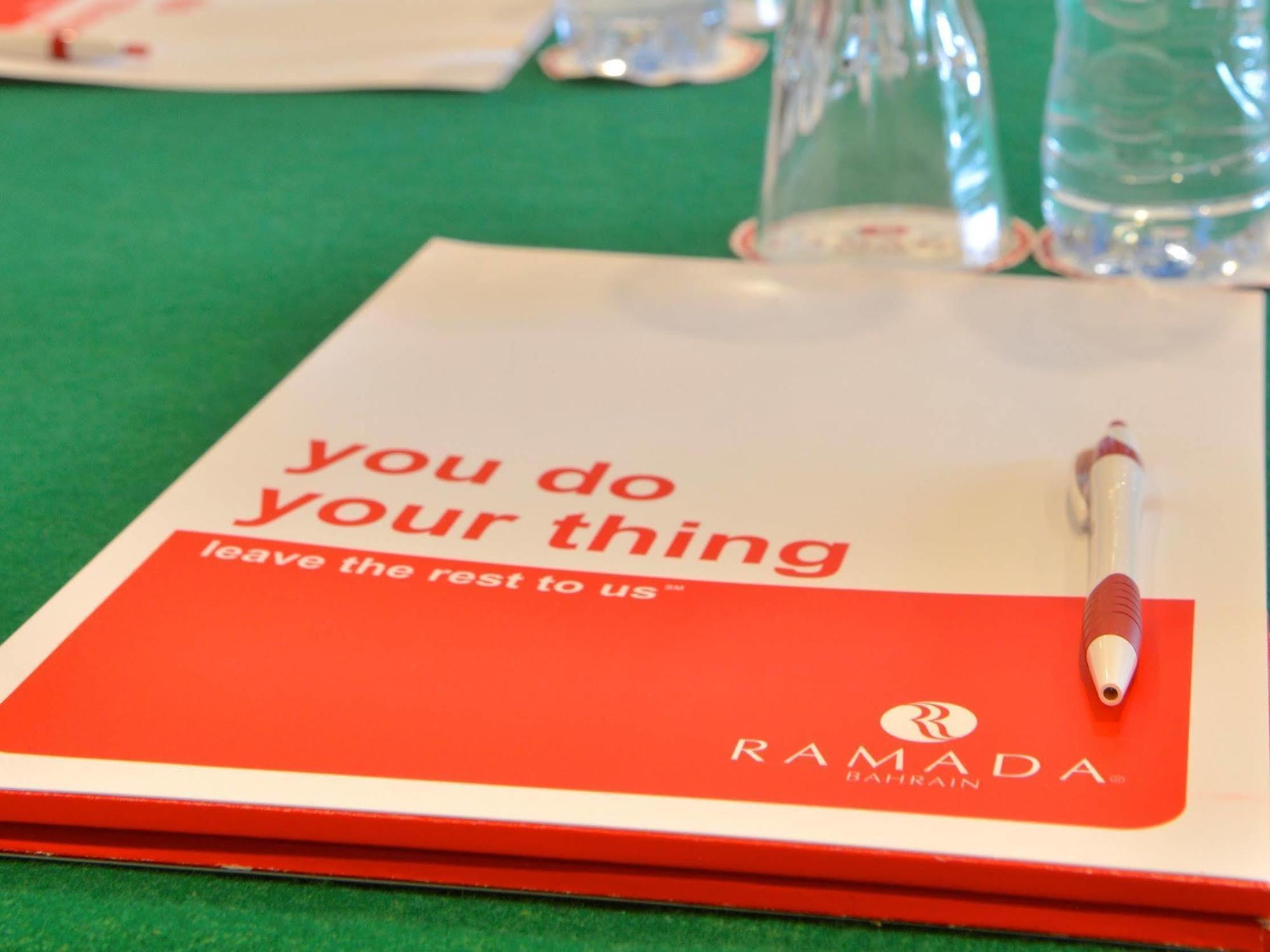 Ramada By Wyndham Bahrain Hotel Manama Exterior foto