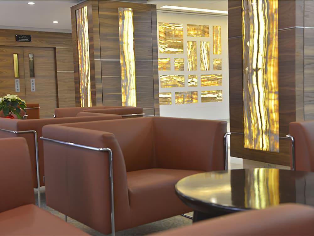 Ramada By Wyndham Bahrain Hotel Manama Exterior foto